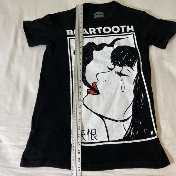 RedBull Records Black Beartooth Tee Shirt Size Small Female Smoking Tear Graphic - Picture 3 of 6